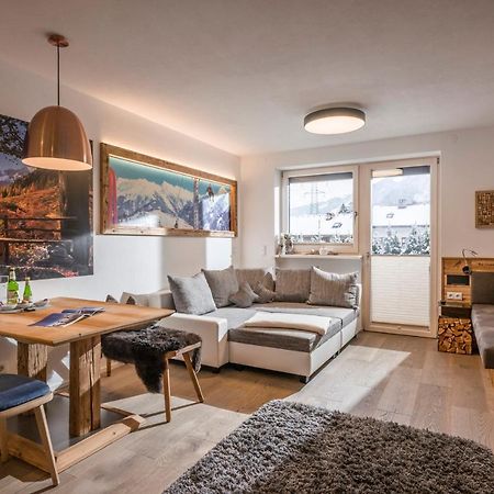 Royal Waldfeld Apartman Mayrhofen Kültér fotó