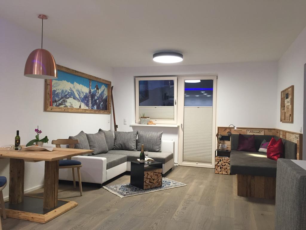 Royal Waldfeld Apartman Mayrhofen Kültér fotó