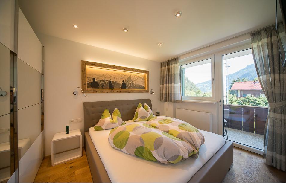 Royal Waldfeld Apartman Mayrhofen Szoba fotó