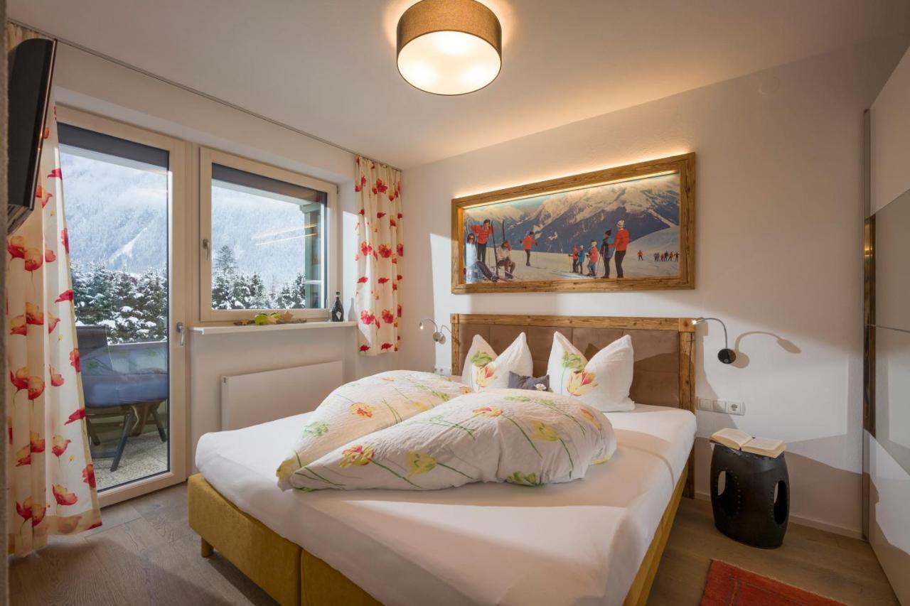 Royal Waldfeld Apartman Mayrhofen Kültér fotó